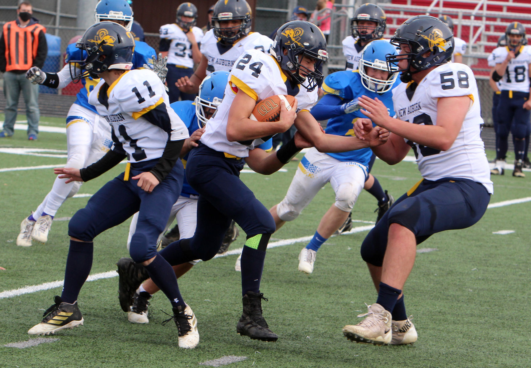 New Auburn at McDonell football 10-3-20